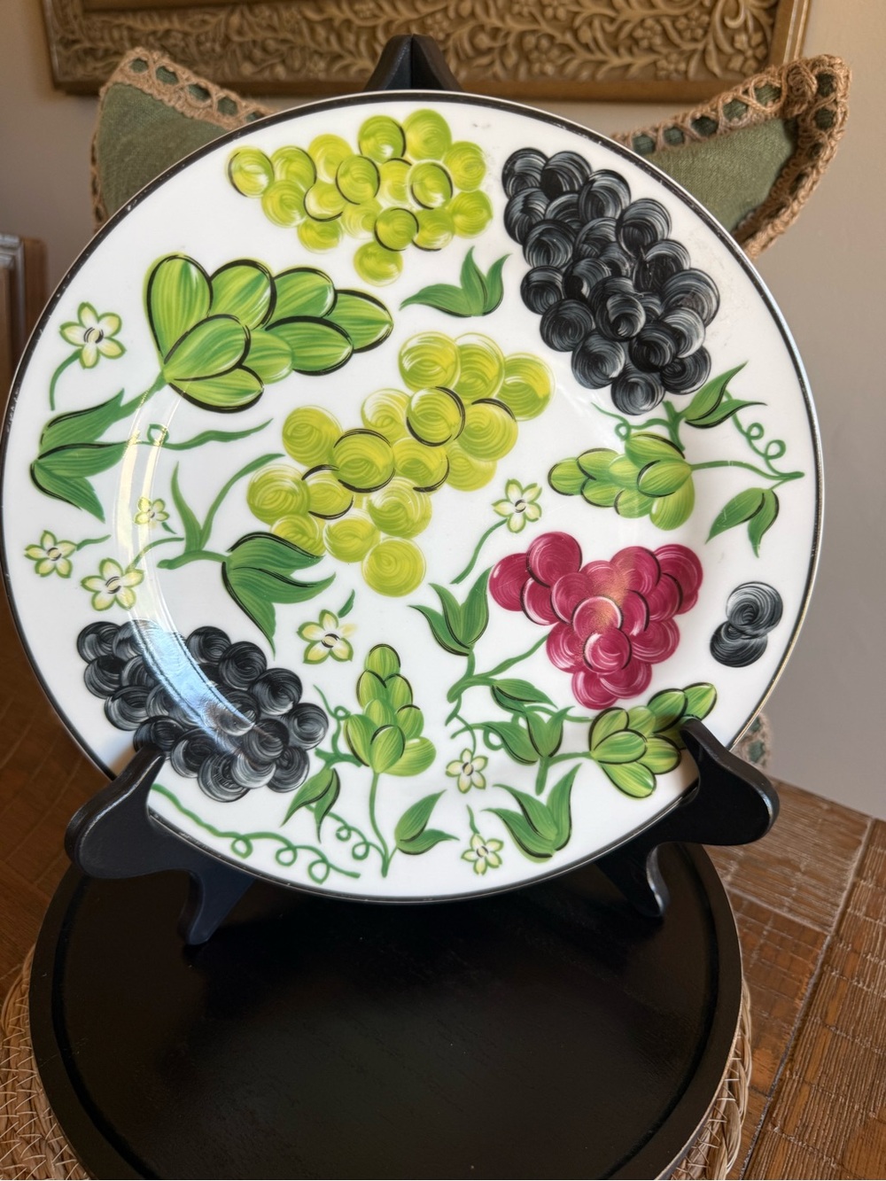 Godinger & Co Grape Pattern Dinner Plate 10” Hand Painted Ceramic Platter